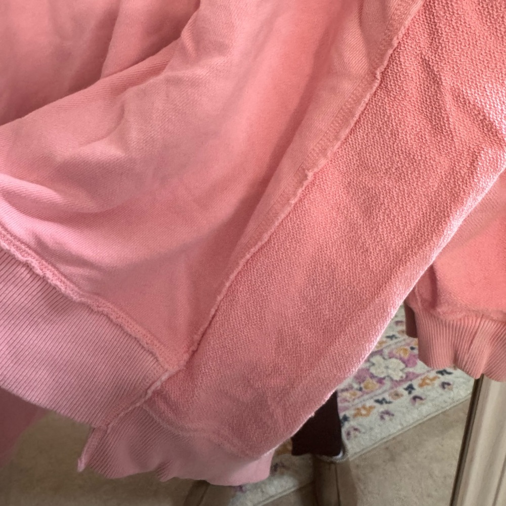 Aerie Off-the-Shoulder Coral/Peach V-Neck Sweater - Picture 5 of 6